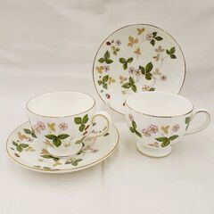 WEDGEWOOD ワイルドストロベリー ティーカップ&ソーサー...