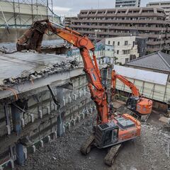 ★月収35万以上　重機オペレーター　ガス工　積極的方大募集　未経...