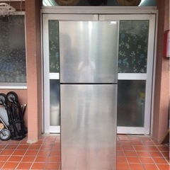 【値下しました】冷蔵庫(幅54.5cm) 225L シャープ 2...