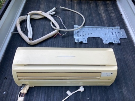 [中古品] 冷暖房 家庭用ルームエアコン一式 ダイキン 2002年製