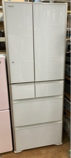 大人女性の 475L 6ドア冷蔵庫 日立 自動製氷 中古 ホワイト