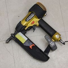 日立　高圧フロア用タッカ　N5008HM　中古品 日立工機 HITACHI 高圧フロア用タッカ N5008HM (D5017tnxY)