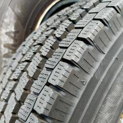 トヨタ純正　ハイエース　スタッドレス