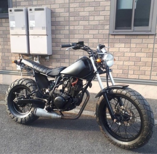 ヤマハ　TW200