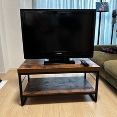 【ネット決済】東芝32型液晶テレビ (テレビ台付き)