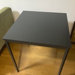 ダイニングテーブル　IKEA サンドスベリ【お譲りします】