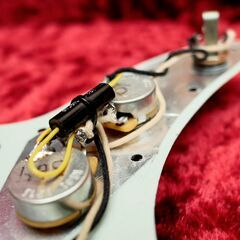 エレキギター/ベースの電装修理・改造致します！