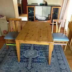 テーブル（椅子４付き）