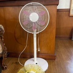 (取りに来ていただける方)リモコン付き 扇風機