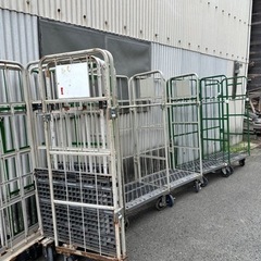 決まりました！カゴ台車　8台