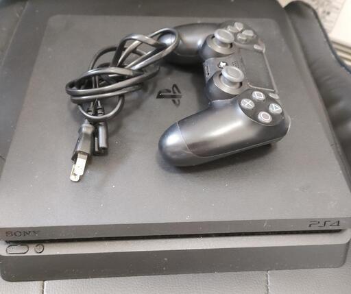 【取引中】PS4 初期化、起動確認済み