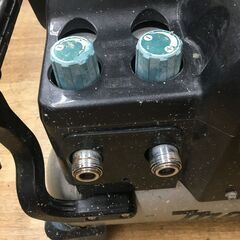 マキタ　makita　型番不明　コンプレッサ　中古品　メモリずれ有　タンク容量11L　【ハンズクラフト宜野湾店】