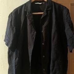 【今週100円】『UNIQLO黒シャツ』