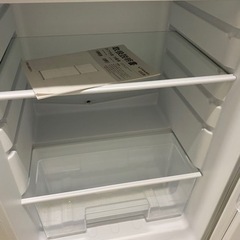 冷蔵庫】2ドア冷蔵庫 マックスゼン138L 単身者向け【冷蔵庫 