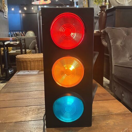 トラフィックライト ニューヨークスタイル 信号機 ブラック トラフィックライト ニューヨークスタイル 信号機 ブラック