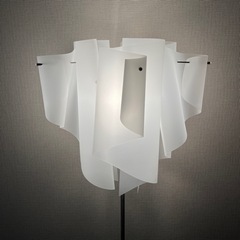 Auro floor lamp オーロラ ランプ 照明