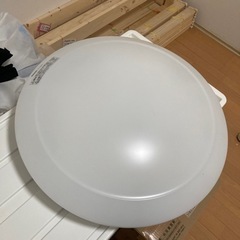 美品　シーリングライト　LED