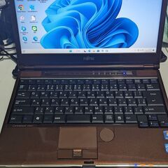6ヶ月保証（Windows 11+Office2021年）FUJITSU LIFEBOOK SH55/C