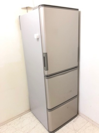 冷蔵庫　シャープ　2021年製