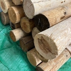 【終了】1本200円キャンプファイヤー・焚き火・DIY用木材/材...