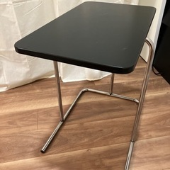 サイドテーブル　IKEA 無料