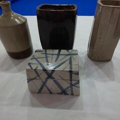 陶器の花瓶 × ３ 昭和の陶器の蓋付き物入れ
