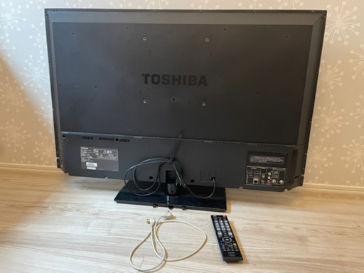 TOSHIBA 液晶カラーテレビ　40型