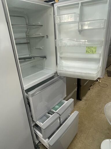 リサイクルショップどりーむ荒田店　No7694 冷蔵庫　４２６L　大型冷蔵庫♪　東芝　２０１３年製　自動製氷機能付き♪　動作確認OK♪