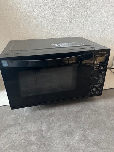 電気屋14000円 美品 フラット 2022年 アイリスオーヤマ IMB FV1801  電子レンジ