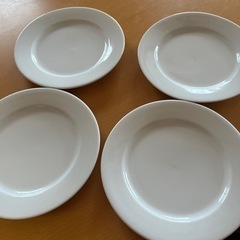 白いプレート皿　20cm 4枚