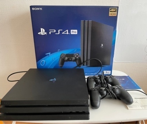 【受取者決定済み】PS4本体・ワイヤレスコントローラ2台付き