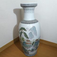 中国景徳鎮製　大きな壺　古美術