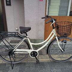 SUBCREW 26吋ファッションサイクル 外装6段/LEDオート/アイボリーx