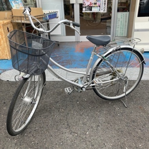 中古品！ギア付き　6段　自転車 鍵付き
