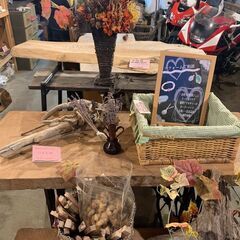 古木の板 150年以上前の古民家の材料です