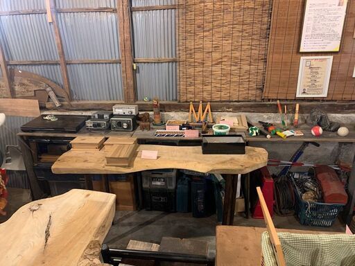 古木の板　150年以上前の古民家の材料です 古木の板 150年以上前の古民家の材料です