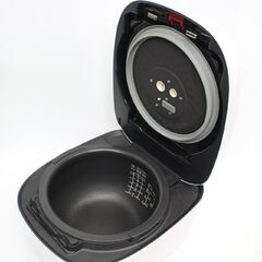 389)【美品/2022年製】TIGER タイガー 炊飯器 5.5合 圧力IH かまど熱封土鍋コーティング JPC-G100