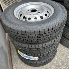 新品未使用　ハイゼットトラック付属　スタッドレスタイヤ　スノータイヤ