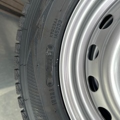 新品未使用　ハイゼットトラック付属　スタッドレスタイヤ　スノータイヤ