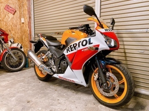 ホンダ　CBR250R mc41 後期　レプソルカラー　　配送可能　支払いは現金or振り込みも可能
