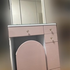 ドレッサー　ピンク