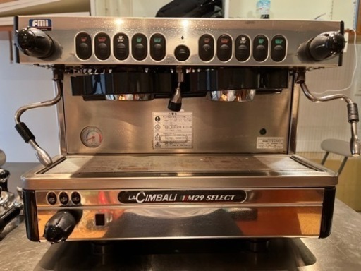 人気カラーの CINBALI/チンバリーコーヒーマシン LA FMI M29SELECT MAX