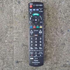 🍎パナソニック 32V型 液晶テレビ ビエラ TH-32F300