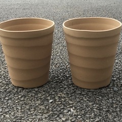 プラスチック　植木鉢2個セット
