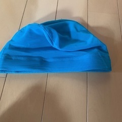 水泳帽子　ブルー　Mサイズ