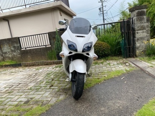 【完売】HONDA フォルツァ （低走行 !!）