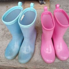 子供用長靴ピンク19cm、水色22cm