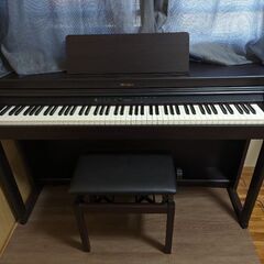 【取引完了】2021年製ROLAND　電子ピアノ（88鍵盤、Bl...