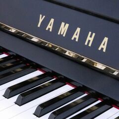 中古ピアノ　ヤマハ UX1 Matt Black (1983年製)
