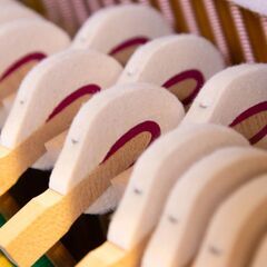 中古ピアノ　ヤマハ UX1 Matt Black (1983年製)